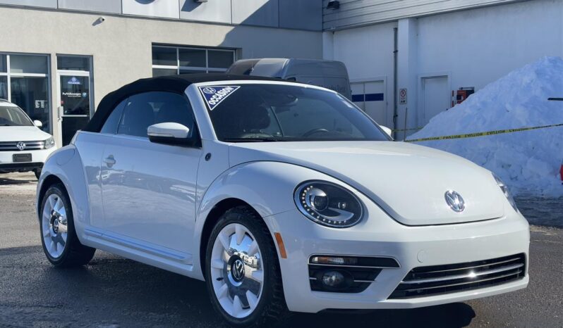 
								2019 Volkswagen Beetle Convertible Édition Wolfsburg BA full									