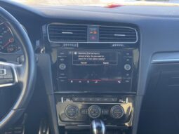 
										2021 Volkswagen Golf GTI 5-Dr 2.0t 7sp At Dsg full									