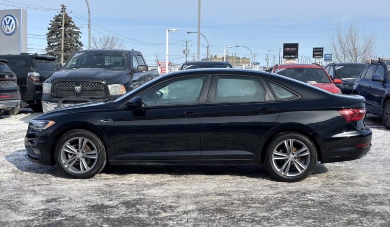 
								2021 Volkswagen Jetta Highline avec boîte automatique full									