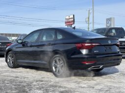 
										2021 Volkswagen Jetta Highline avec boîte automatique full									