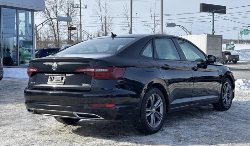 
								2021 Volkswagen Jetta Highline avec boîte automatique full									