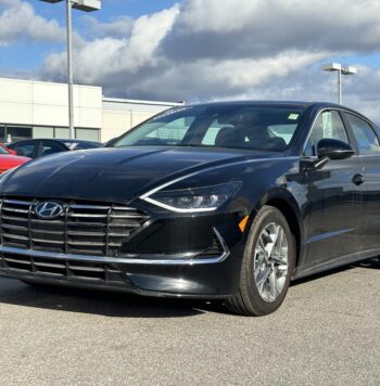 2023 Hyundai Sonata - Occasion Berline - VIN: KMHL24JA8PA321791 - Volkswagen de l'Outaouais Gatineau