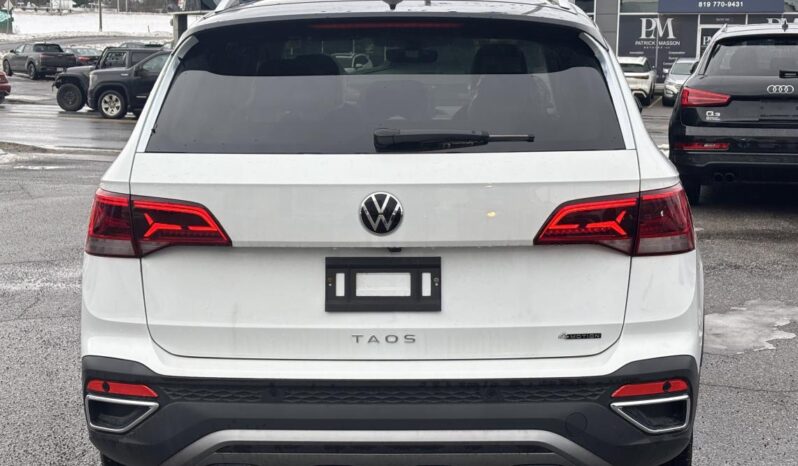 
								2023 Volkswagen Taos Highline 1.5t 7sp At full									