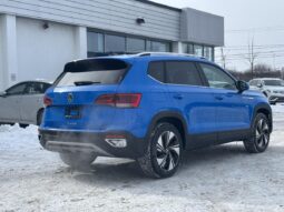 
										2024 Volkswagen Taos Highline 4MOTION full									