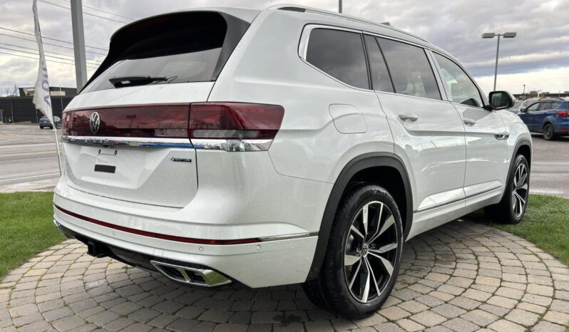 
								2025 Volkswagen Atlas Execline 2.0 Tsi full									