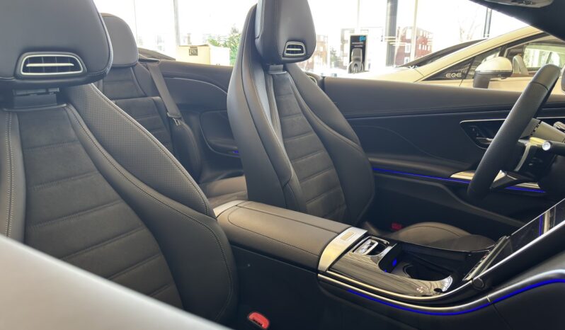 
								2024 Mercedes-Benz CLE300 4MATIC Cabriolet full									