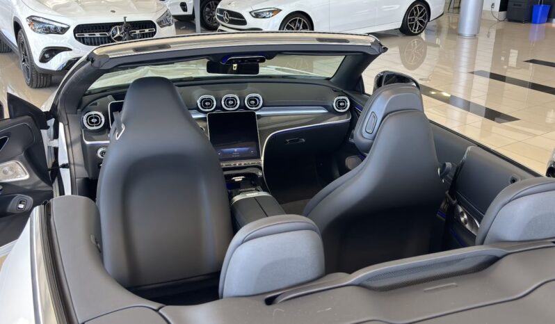 
								2024 Mercedes-Benz CLE300 4MATIC Cabriolet full									