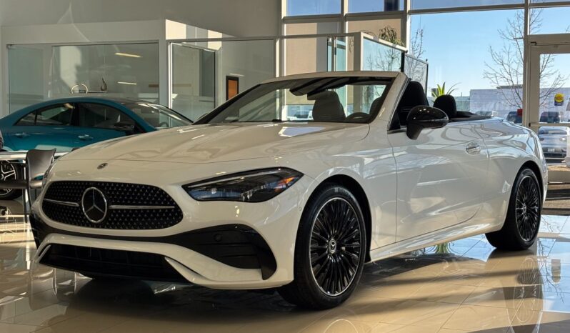 
								2024 Mercedes-Benz CLE300 4MATIC Cabriolet full									