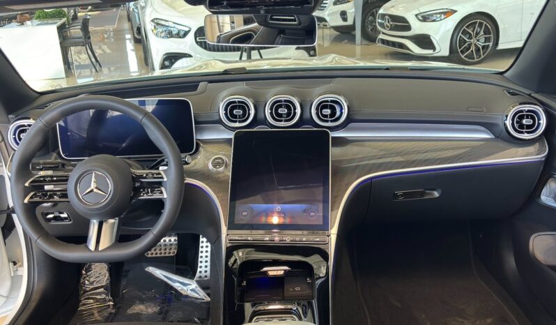 
								2024 Mercedes-Benz CLE300 4MATIC Cabriolet full									