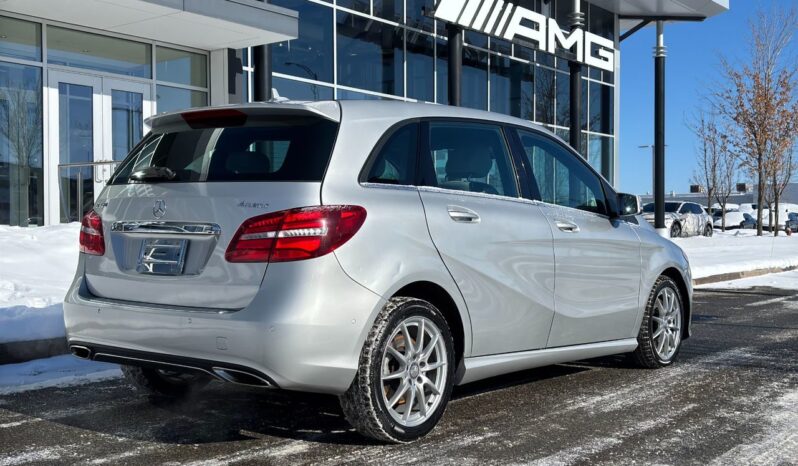 
								2015 Mercedes-Benz B250 4MATIC Sports Tourer full									