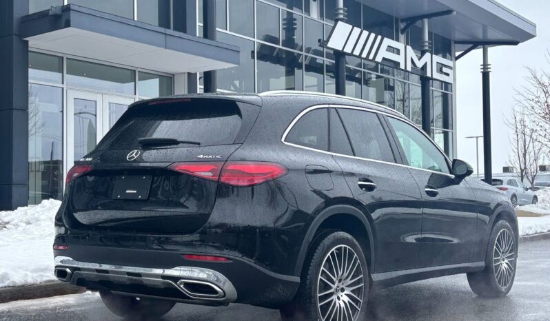 
								2025 Mercedes-Benz GLC300 4MATIC SUV full									