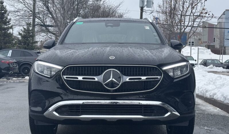 
								2025 Mercedes-Benz GLC300 4MATIC SUV full									