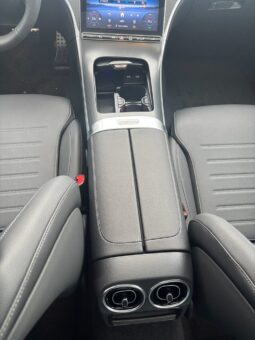 
										2025 Mercedes-Benz C-Class C 300 4MATIC full									