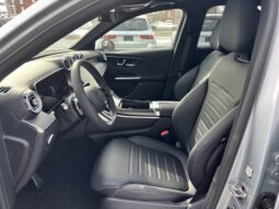 
										2025 Mercedes-Benz GLC300 4MATIC SUV full									