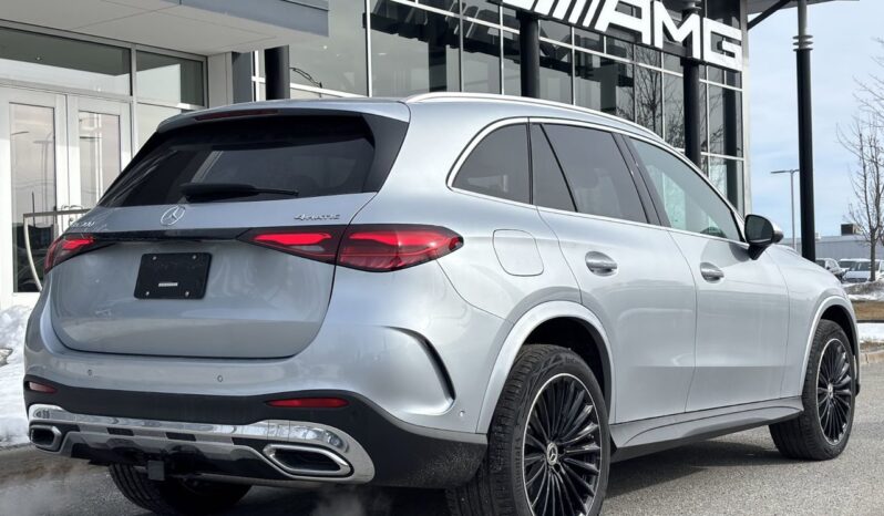 
								2025 Mercedes-Benz GLC300 4MATIC SUV full									