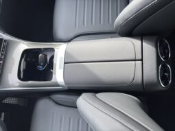 
										2025 Mercedes-Benz GLC300 4MATIC SUV full									