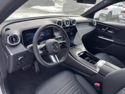 
										2025 Mercedes-Benz GLC300 4MATIC SUV full									