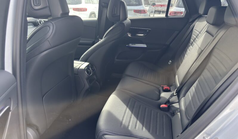 
								2025 Mercedes-Benz GLC300 4MATIC SUV full									