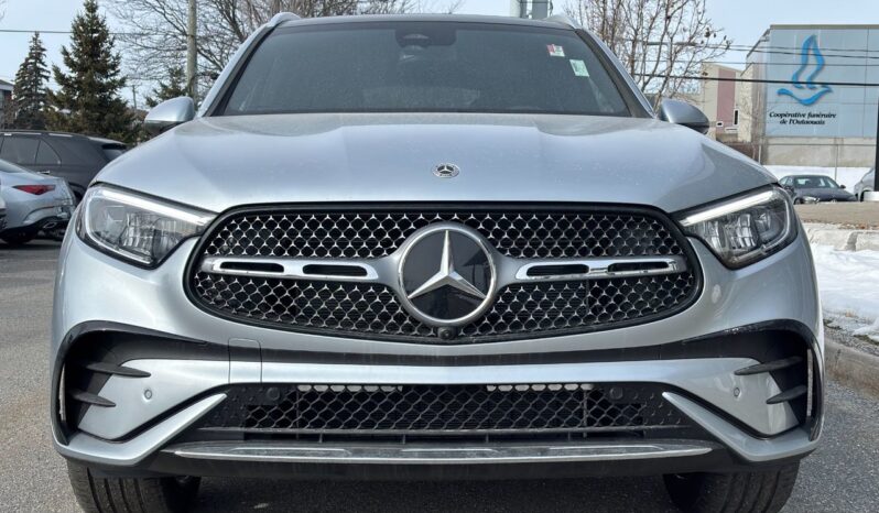
								2025 Mercedes-Benz GLC300 4MATIC SUV full									
