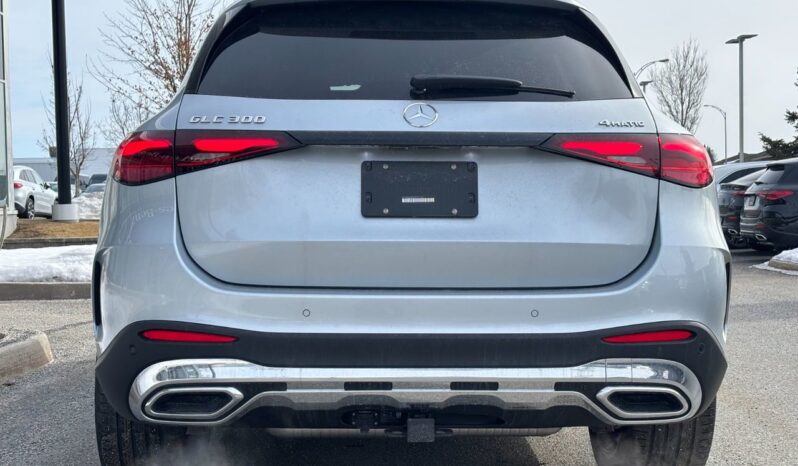 
								2025 Mercedes-Benz GLC300 4MATIC SUV full									