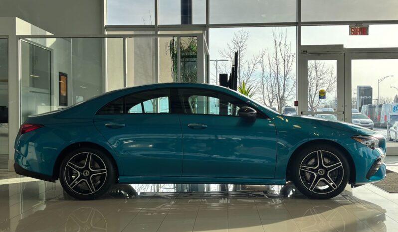 
								2025 Mercedes-Benz CLA 250 4MATIC full									