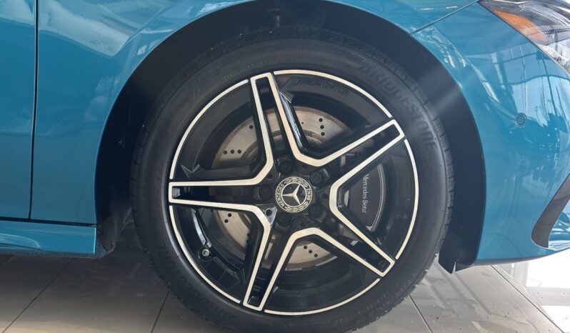 
								2025 Mercedes-Benz CLA 250 4MATIC full									