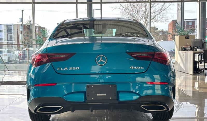 
								2025 Mercedes-Benz CLA 250 4MATIC full									