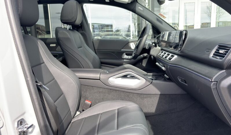 
								2025 Mercedes-Benz GLE 450 4MATIC full									