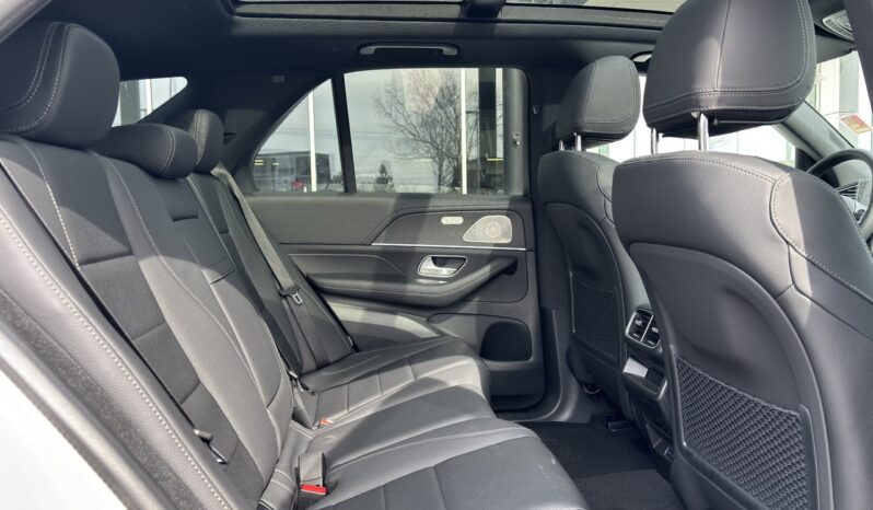 
								2025 Mercedes-Benz GLE 450 4MATIC full									