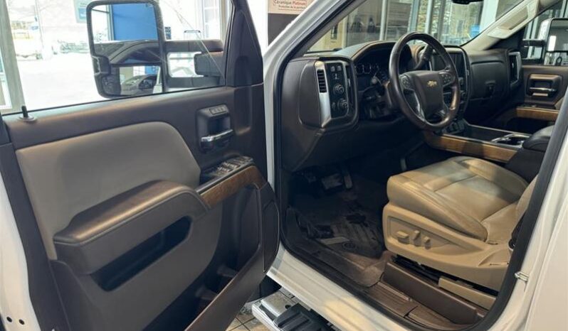 
								2018 Chevrolet Silverado 1500 Crew Cab 4×4 Ltz full									