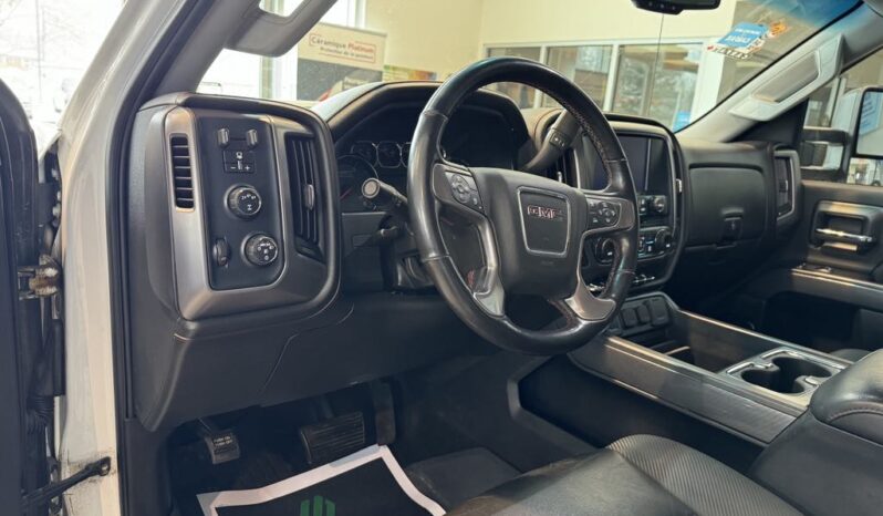 
								2018 GMC Sierra 2500 Crew 4×4 Slt full									