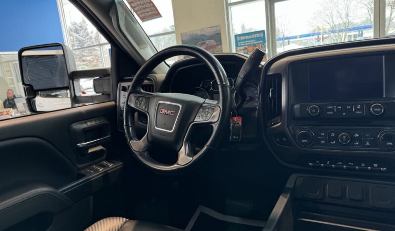 
								2018 GMC Sierra 2500 Crew 4×4 Slt full									