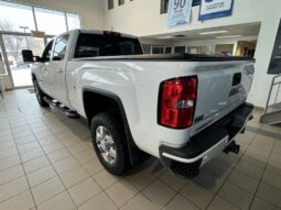 
										2018 GMC Sierra 2500 Crew 4×4 Slt full									