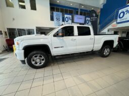 
										2018 GMC Sierra 2500 Crew 4×4 Slt full									