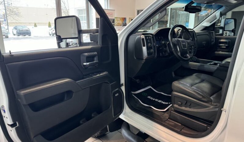 
								2018 GMC Sierra 2500 Crew 4×4 Slt full									