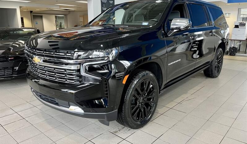 2023 Chevrolet Suburban - Occasion VUS - VIN: 1GNSKFKT8PR466107 - Buckingham Chevrolet Buick GMC Gatineau