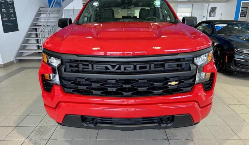 
								2024 Chevrolet Silverado 1500 Crew Cab Standard Box 4-Wheel Drive Custom full									