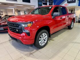 2024 Chevrolet Silverado 1500 Crew Cab Standard Box 4-Wheel Drive Custom