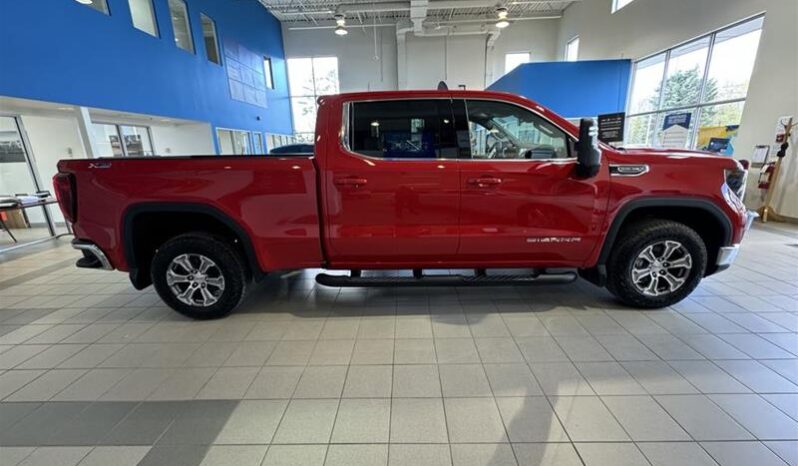 
								2024 GMC Sierra 1500 Crew Cab Standard Box 4-Wheel Drive SLE full									