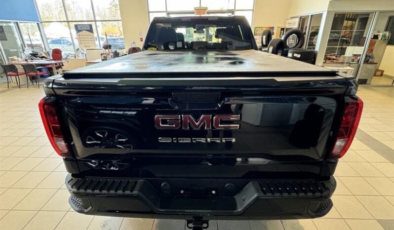 
								2024 GMC Sierra 1500 Crew Cab Standard Box 4-Wheel Drive Pro full									