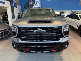 2025 Chevrolet Silverado 2500 4WD Crew Cab Standard Box LT