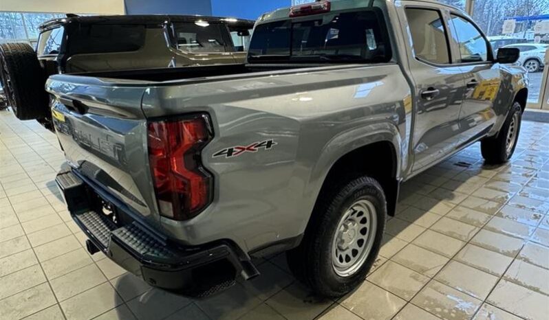 
								2025 Chevrolet Colorado Crew Cab Short Box 4-Wheel Drive Work Truck full									