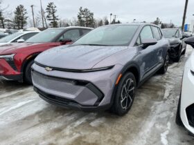 2025 Chevrolet Equinox EV 4dr Lt