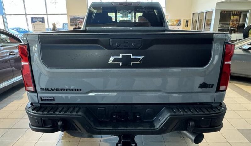 
								2025 Chevrolet Silverado 2500 4WD Crew Cab Standard Box ZR2 full									