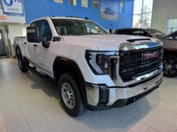 
										2025 GMC Sierra 3500 4WD Crew Cab Standard Box Pro full									