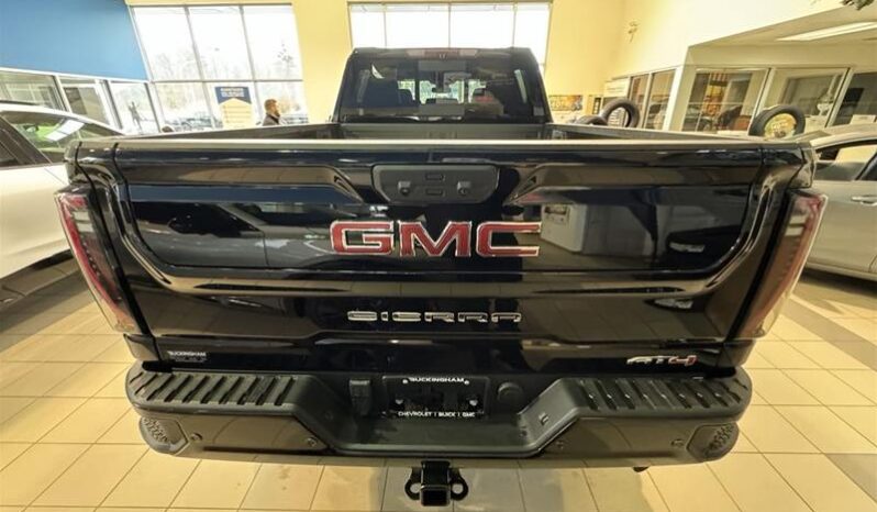 
								2025 GMC Sierra 2500 4WD Crew Cab Standard Box AT4 full									