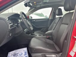 
										2021 Volkswagen Jetta Highline 1.4t 8sp At full									