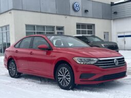 
										2021 Volkswagen Jetta Highline 1.4t 8sp At full									