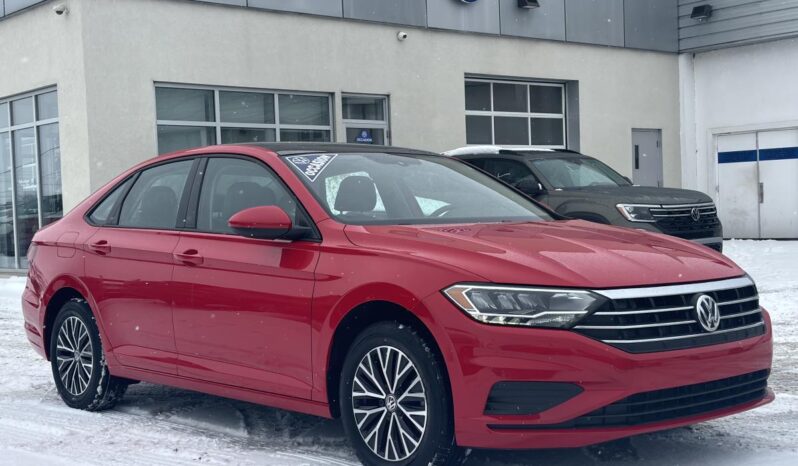 
								2021 Volkswagen Jetta Highline 1.4t 8sp At full									