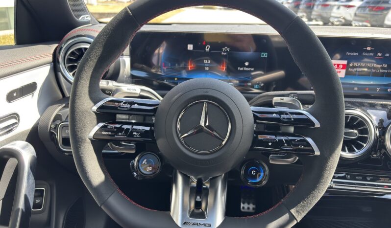 
								2025 Mercedes-Benz CLA AMG 45 4MATIC full									
